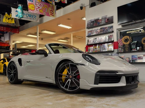 
           
        2022 Porsche 911 2dr Cabriolet Turbo