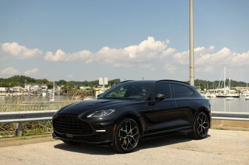 
           
        2025 Aston Martin DBX 707
