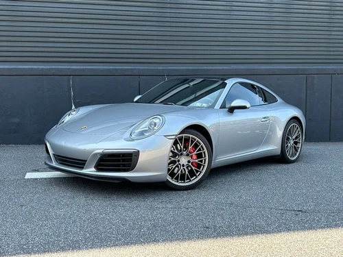 2019 Porsche 911 Carrera