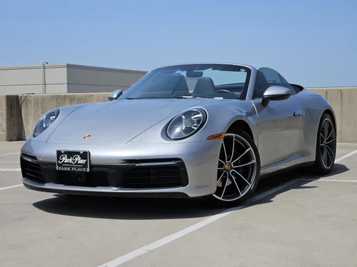 
           
        2020 Porsche 911 Carrera