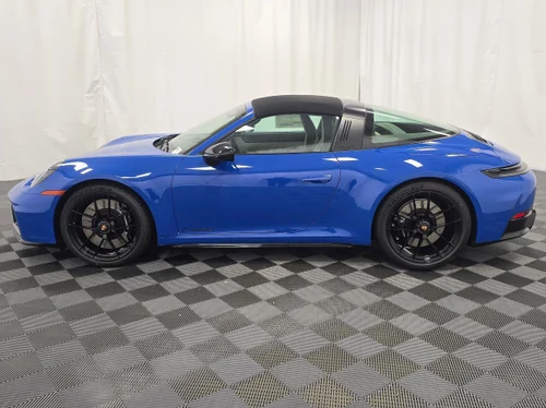 
           New 
        2026 Porsche 911 Targa 4 GTS