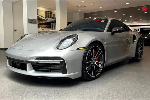 
           
        2021 Porsche 911