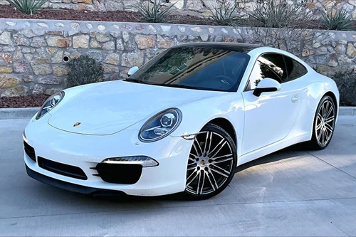 
           
        2014 Porsche 911 Carrera