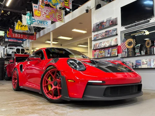 
           
        2025 Porsche 911 GT3 RS