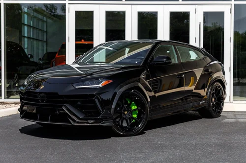
           
        2024 Lamborghini Urus