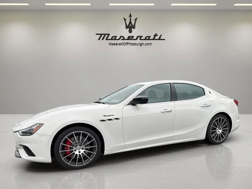 
           
        2024 Maserati Ghibli Modena Ultima Q4