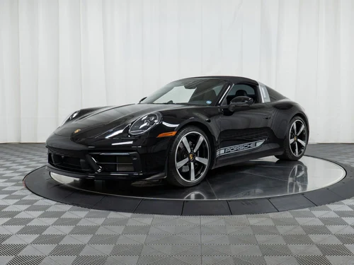 
           
        2024 Porsche 911 Targa 4S