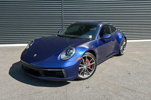 
           
        2024 Porsche 911 Carrera T