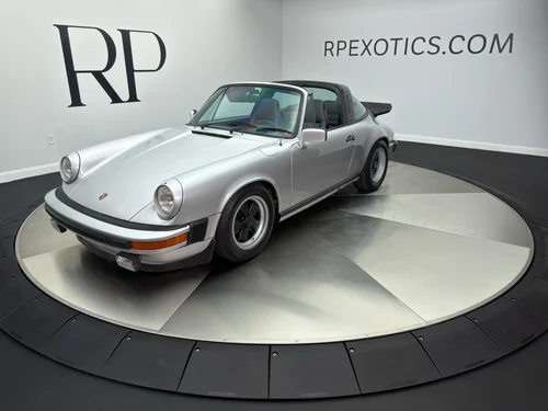 
           
        1980 Porsche 911