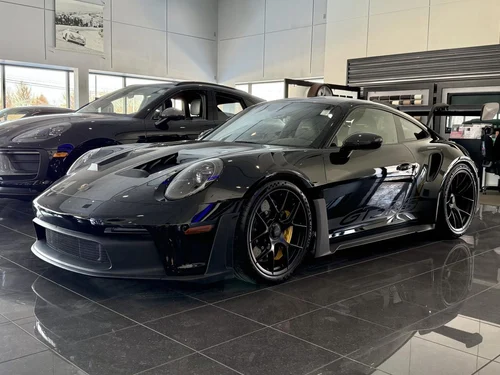 
           
        2025 Porsche 911 GT3 RS