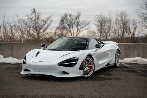 
           New 
        2026 McLaren 750S