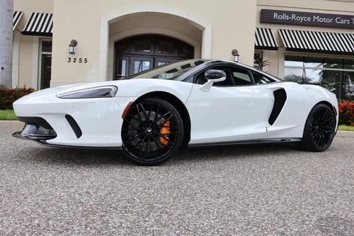 
           
        2023 McLaren GT Coupe