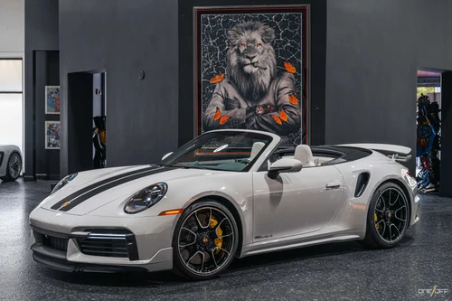 
           
        2022 Porsche 911 Turbo S w