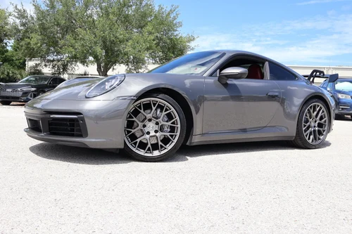 
           
        2023 Porsche 911 Carrera