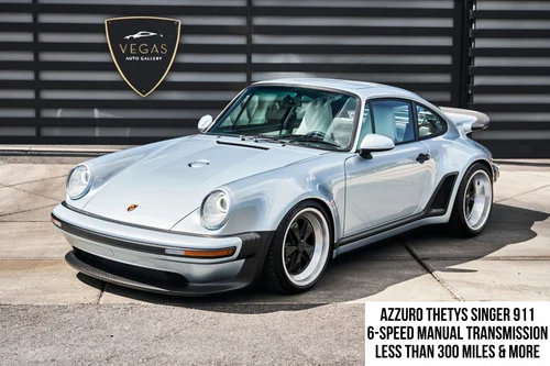 
           
        1990 Porsche 911