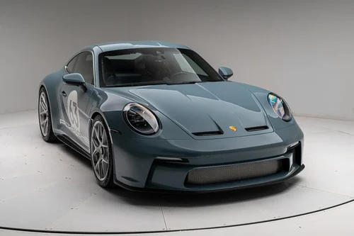 
           
        2024 Porsche 911