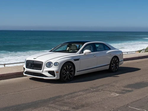 
           New 
        2026 Bentley Flying Spur V8