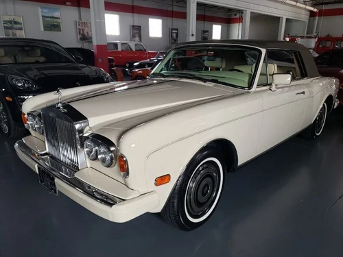 
           
        1986 Rolls-Royce Corniche II