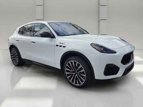 
           New 
        2025 Maserati Grecale Modena