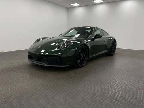 2026 Porsche 911 Carrera 4 GTS