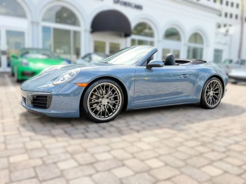 
           
        2017 Porsche 911