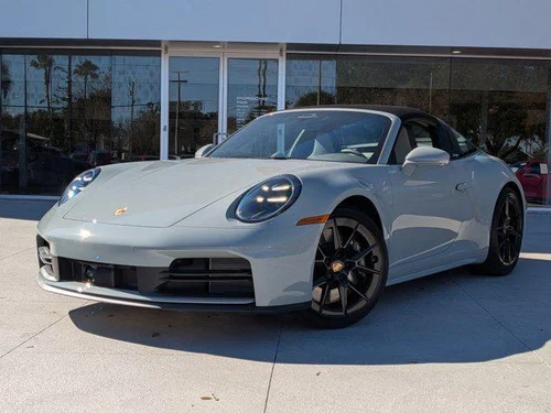 
           
        2026 Porsche 911 Targa 4S