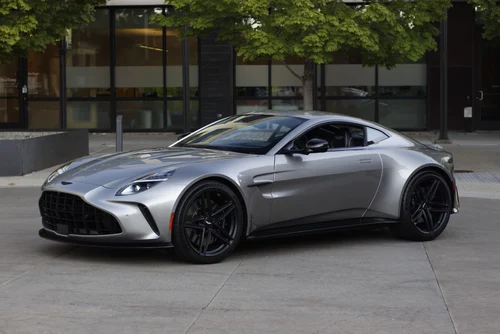 
           
        2025 Aston Martin Vantage