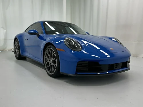 
           
        2025 Porsche 911 Carrera