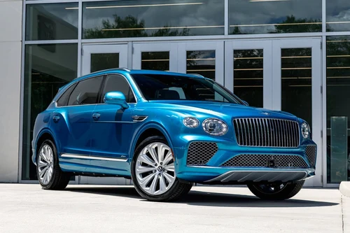 
           New 
        2025 Bentley Bentayga V8
