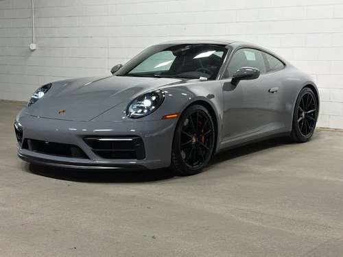 
           
        2024 Porsche 911 Carrera GTS