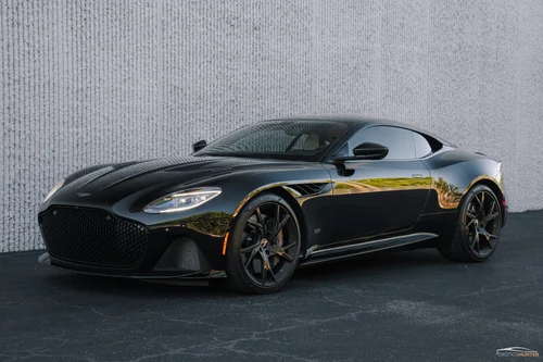 
           
        2019 Aston Martin DBS Superleggera w