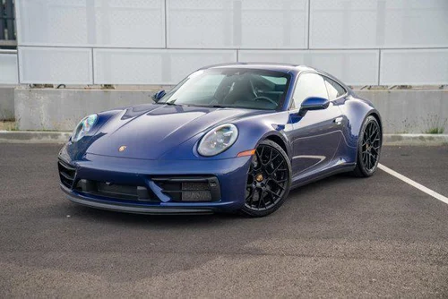 
           
        2024 Porsche 911 Carrera GTS