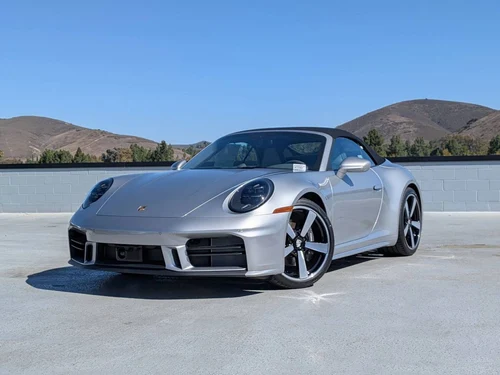 
           New 
        2026 Porsche 911
