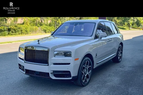 
           
        2022 Rolls-Royce Black Badge Cullinan
