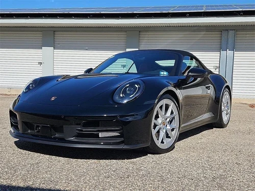 
           
        2025 Porsche 911 Carrera