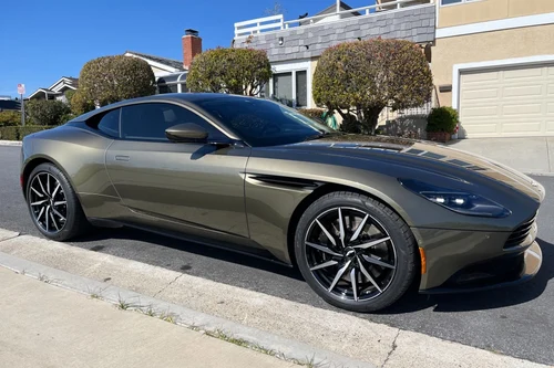 
           
        2018 Aston Martin DB11 V8