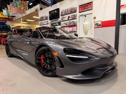 
           
        2024 McLaren 750S Spider
