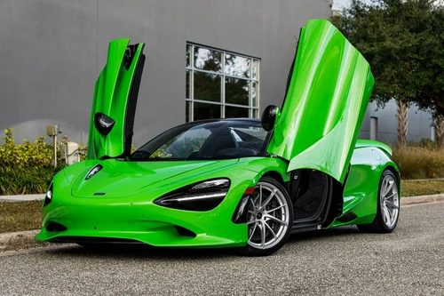 
           
        2026 McLaren 750S Spider