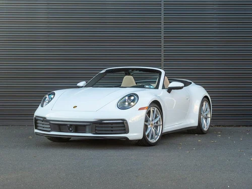 
           
        2021 Porsche 911 Carrera