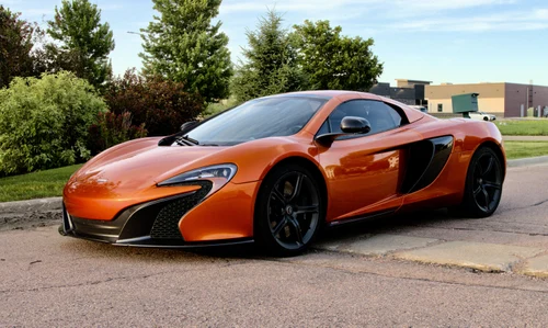 
           
        2015 McLaren 650S