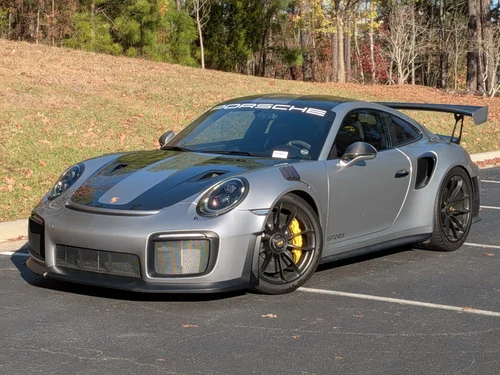 
           
        2018 Porsche 911 GT2 RS
