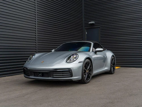 
           
        2020 Porsche 911 Carrera