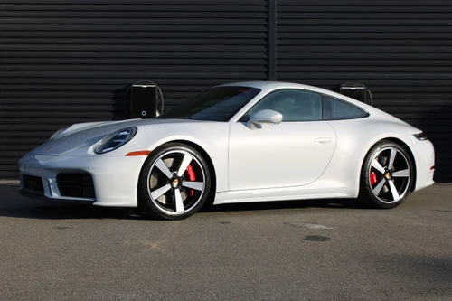 
           
        2025 Porsche 911 Carrera S