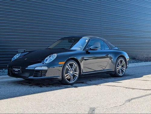 
           
        2011 Porsche 911 Carrera