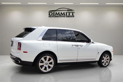
           
        2024 Rolls-Royce Cullinan Sport Utility