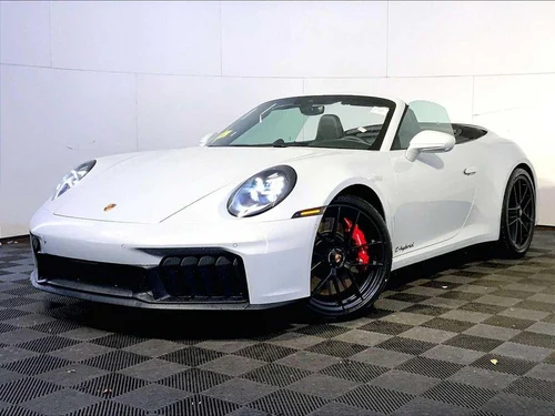 
           
        2026 Porsche 911 Carrera 4 GTS