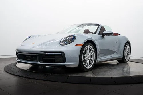 
           
        2022 Porsche 911 Carrera