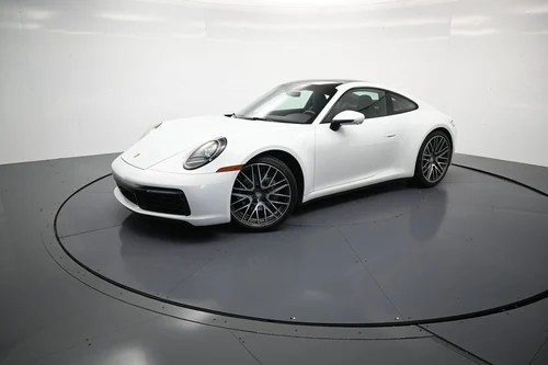 
           
        2021 Porsche 911 Carrera