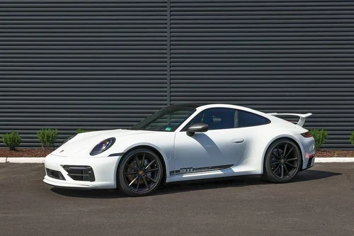 
           
        2024 Porsche 911 Carrera T