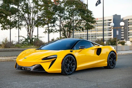 
           
        2023 McLaren Artura Vision